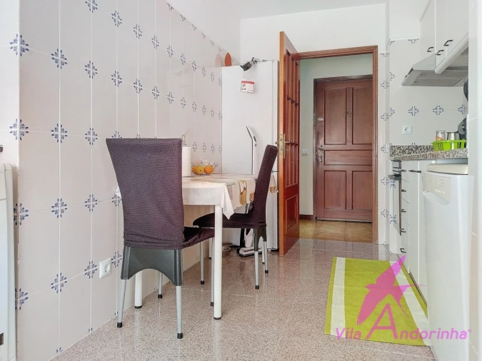 Apartamento T2 para Venda em Darque Foto 6