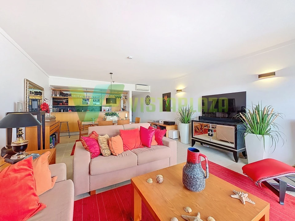 Apartamento T1 para Venda em Portimão Foto 6