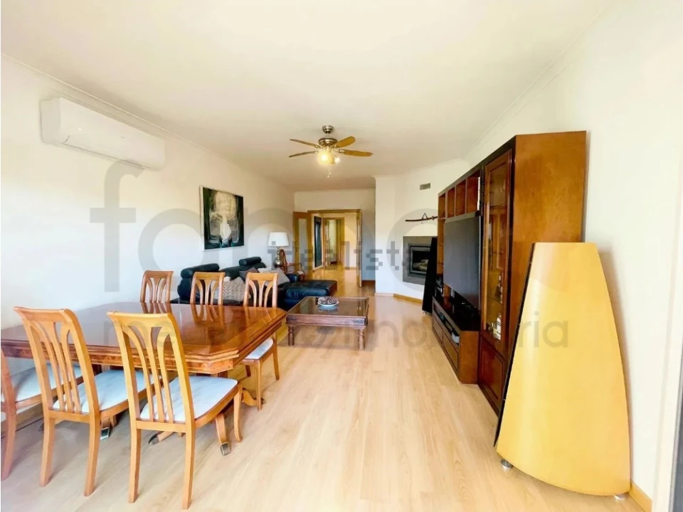 Apartamento T2 para Venda em Alcabideche Foto 4