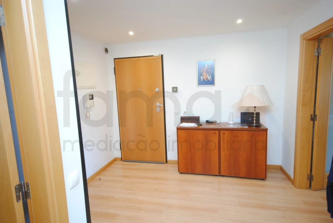 Apartamento T2 para Venda em Alcabideche Foto 7