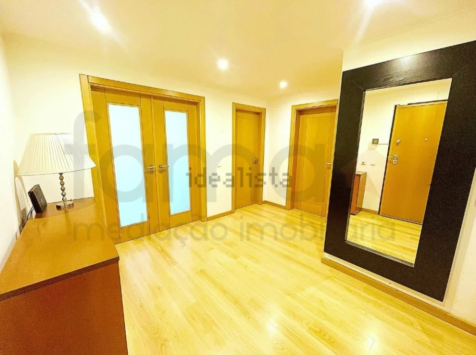 Apartamento T2 para Venda em Alcabideche Foto 9