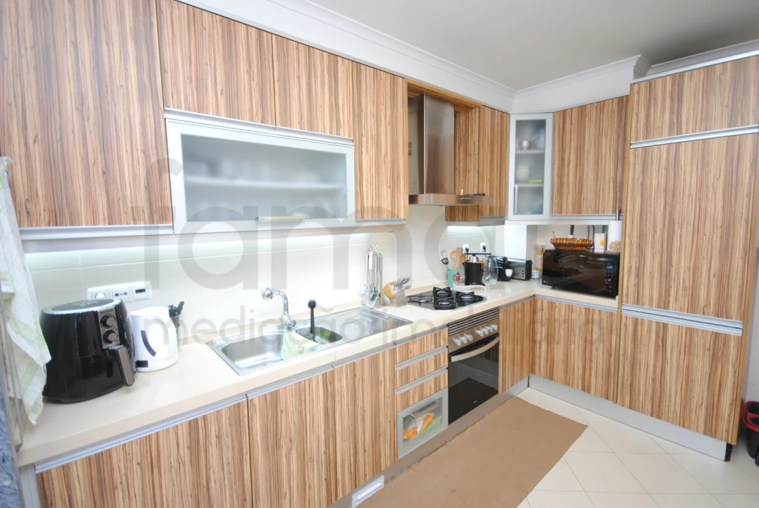 Apartamento T2 para Venda em Alcabideche Foto 15