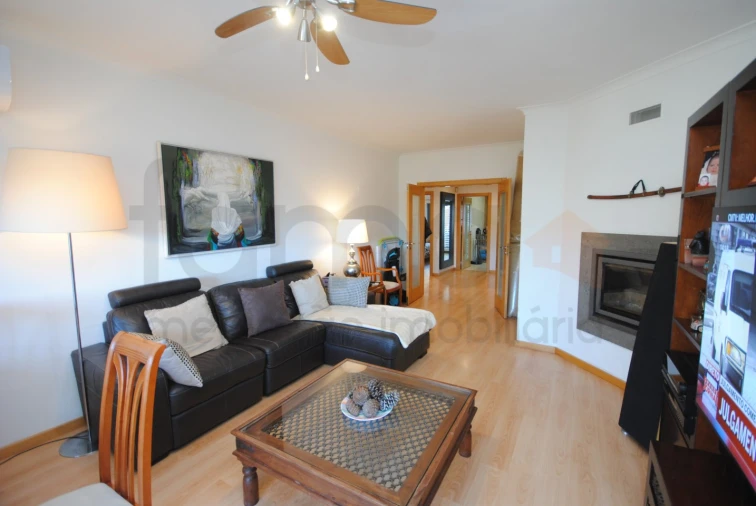 Apartamento T2 para Venda em Alcabideche Foto 1