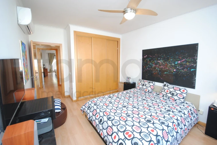 Apartamento T2 para Venda em Alcabideche Foto 24