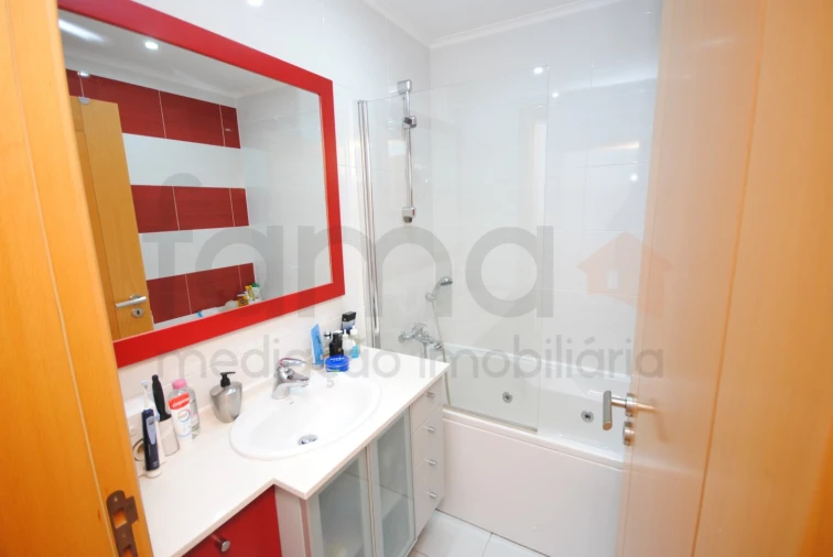 Apartamento T2 para Venda em Alcabideche Foto 44
