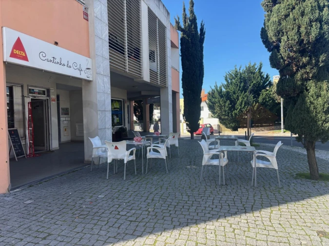 Apartamento T2 para Venda em Alcabideche Foto 48