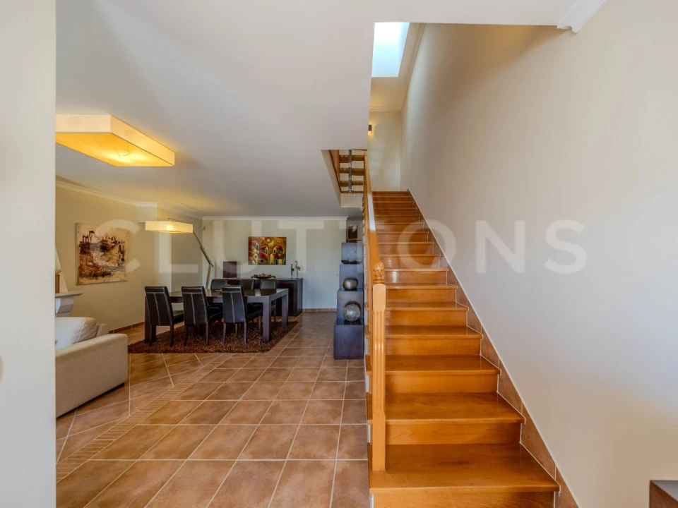 Moradia T3 para Venda em Ferragudo Foto 12