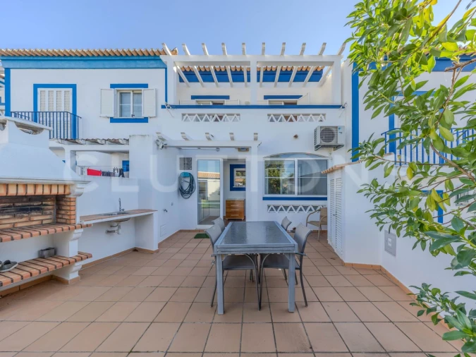 Moradia T3 para Venda em Ferragudo Foto 2