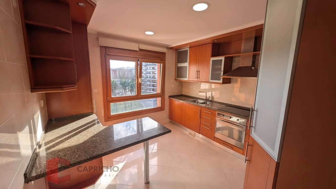 Apartamento T3 para Venda em Odivelas Foto 6