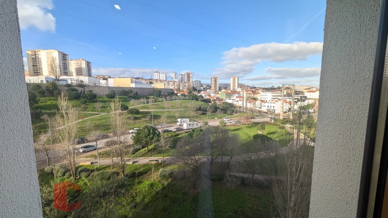 Apartamento T3 para Venda em Odivelas Foto 14