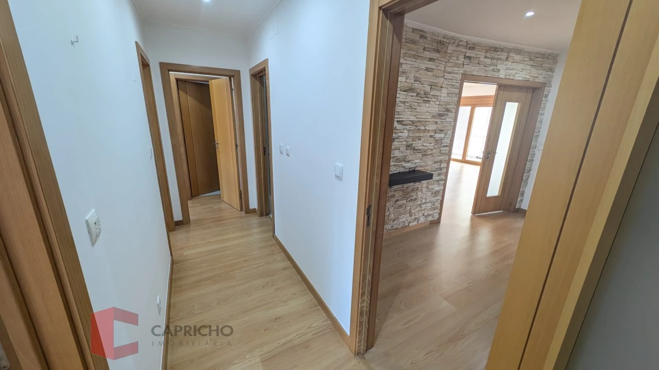 Apartamento T3 para Venda em Odivelas Foto 17