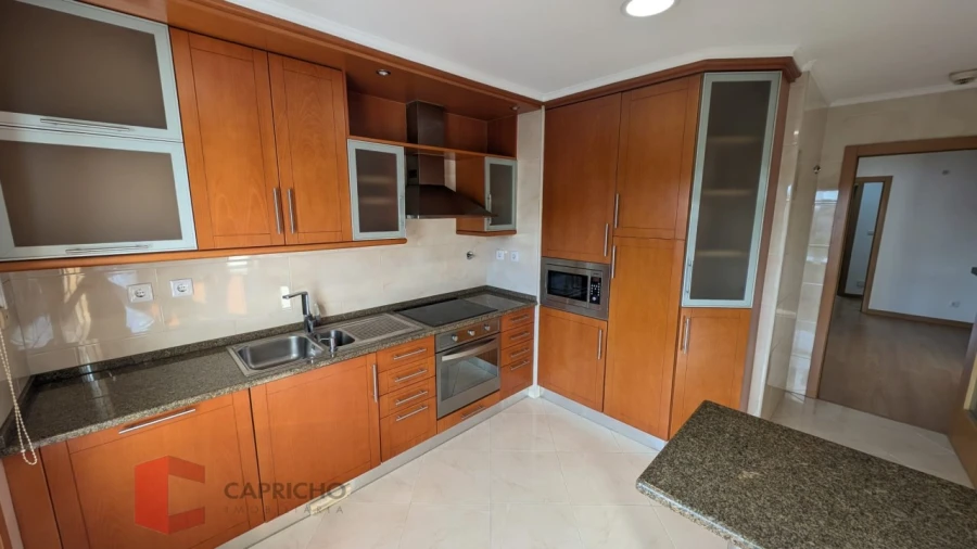 Apartamento T3 para Venda em Odivelas Foto 5