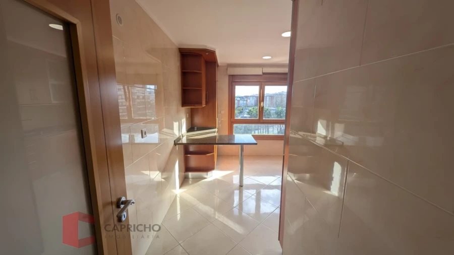 Apartamento T3 para Venda em Odivelas Foto 7