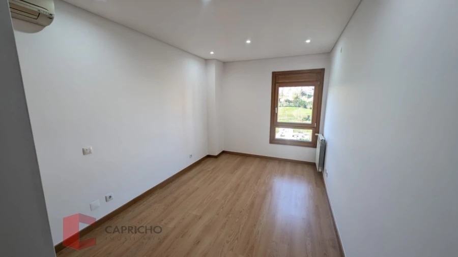 Apartamento T3 para Venda em Odivelas Foto 13