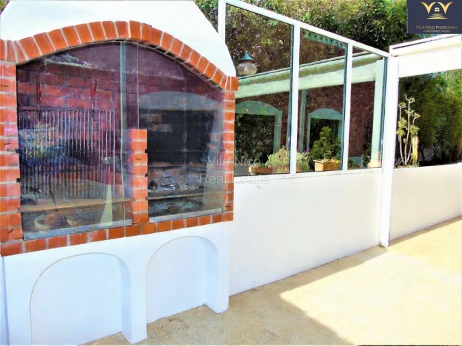 Moradia T25 para Venda em Lagos (São Sebastião e Santa Maria) Foto 32