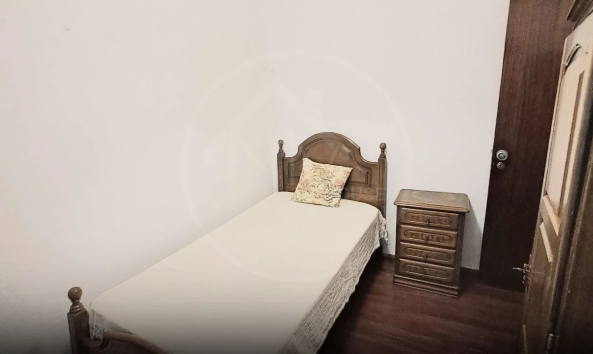 Moradia T3 para Venda em Santa Maria Maior Foto 7