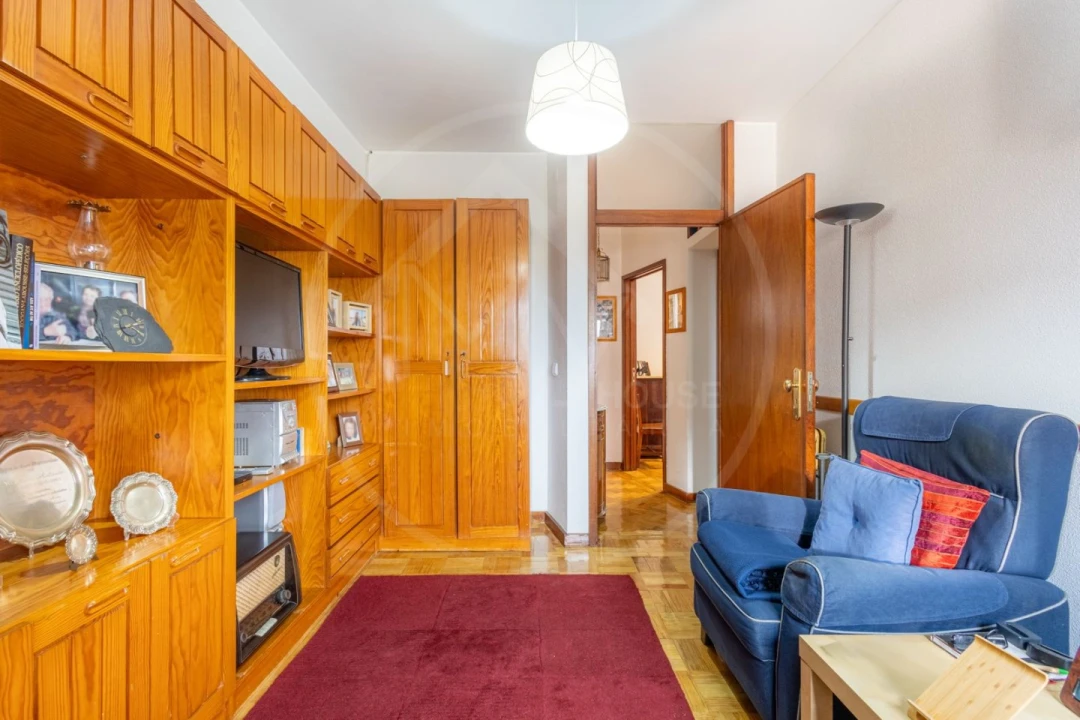 Apartamento T3 para Venda em Aldoar, Foz do Douro e Nevogilde Foto 4