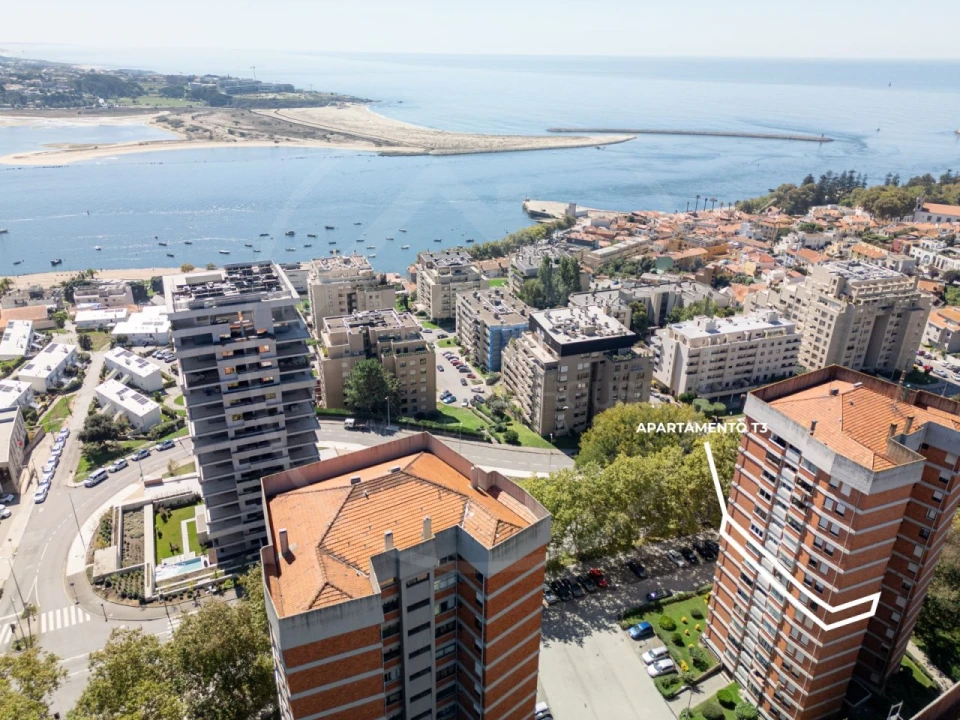 Apartamento T3 para Venda em Aldoar, Foz do Douro e Nevogilde Foto 1