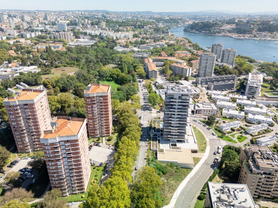 Apartamento T3 para Venda em Aldoar, Foz do Douro e Nevogilde Foto 17