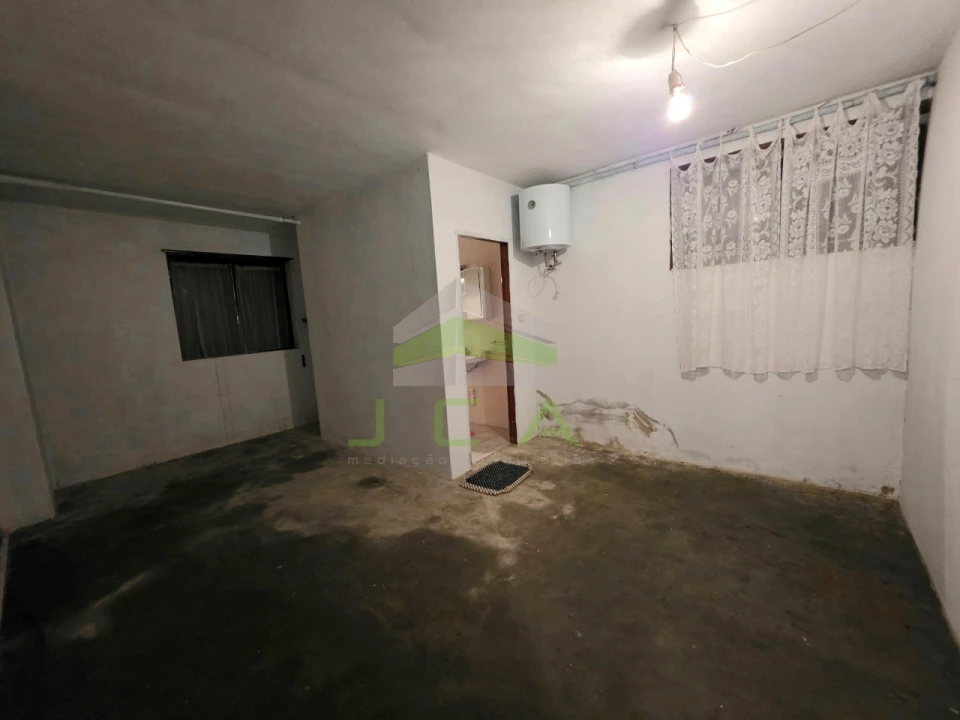 Moradia T3 para Venda em Santa Catarina da Serra e Chainça Foto 16