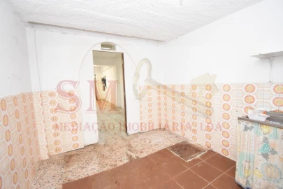 Garagem para Venda em Amora