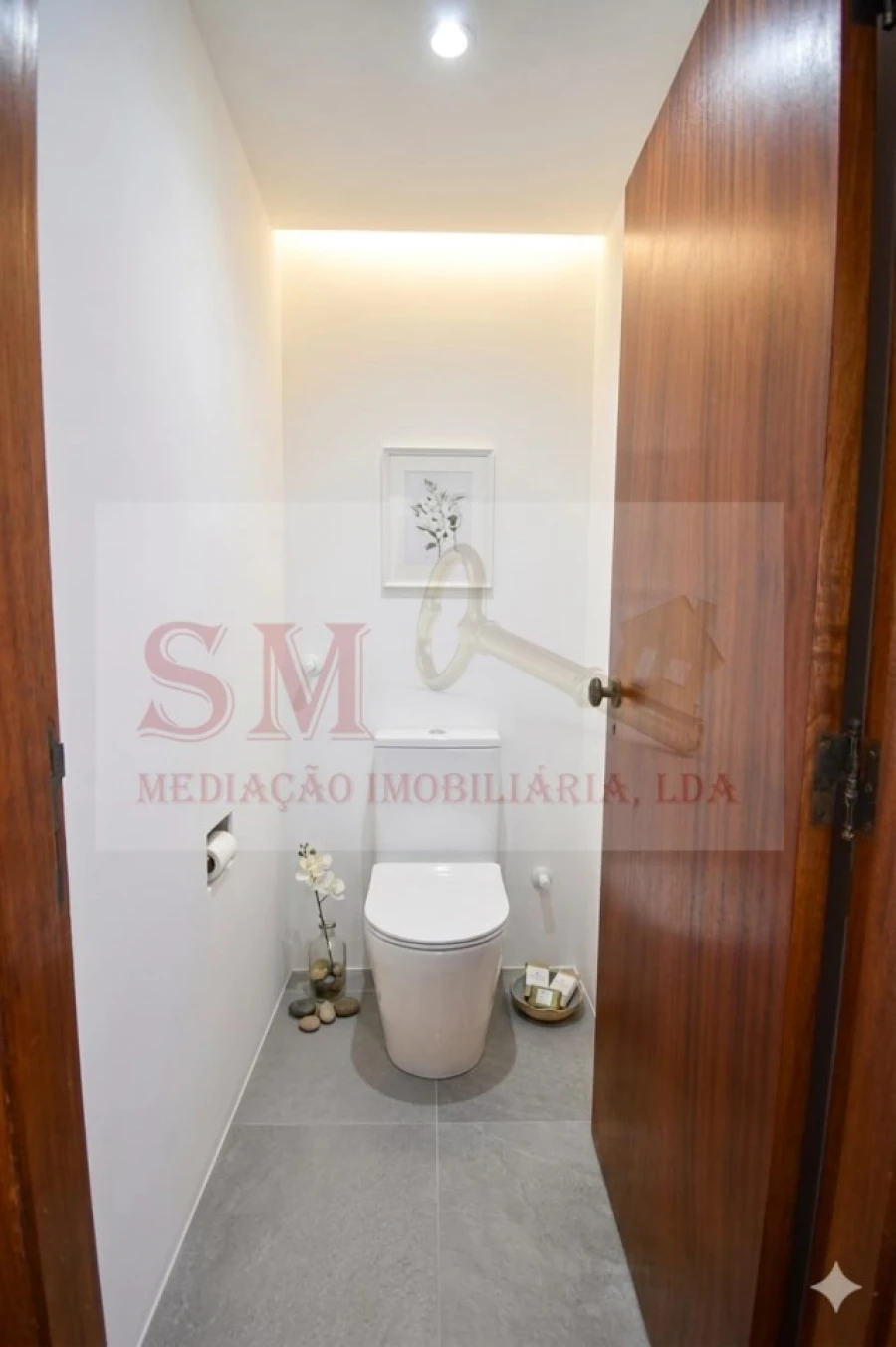 Garagem para Venda em Amora Foto 12