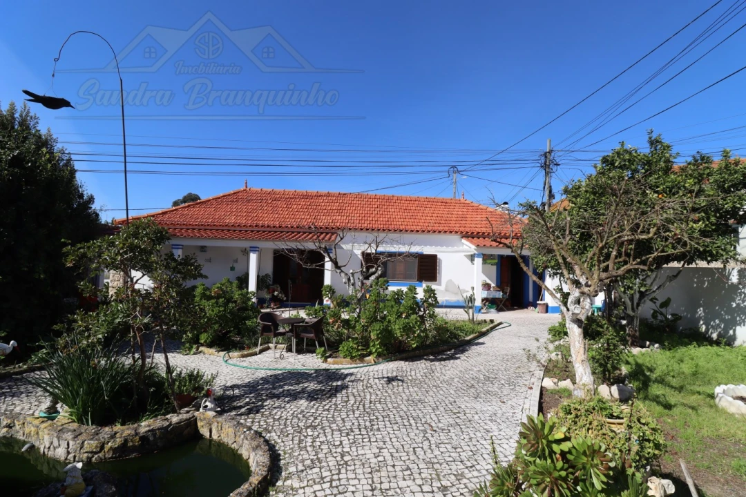 Moradia T3 para Venda em Carregado e Cadafais Foto 64