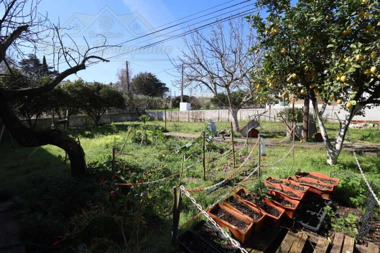 Moradia T3 para Venda em Carregado e Cadafais Foto 32