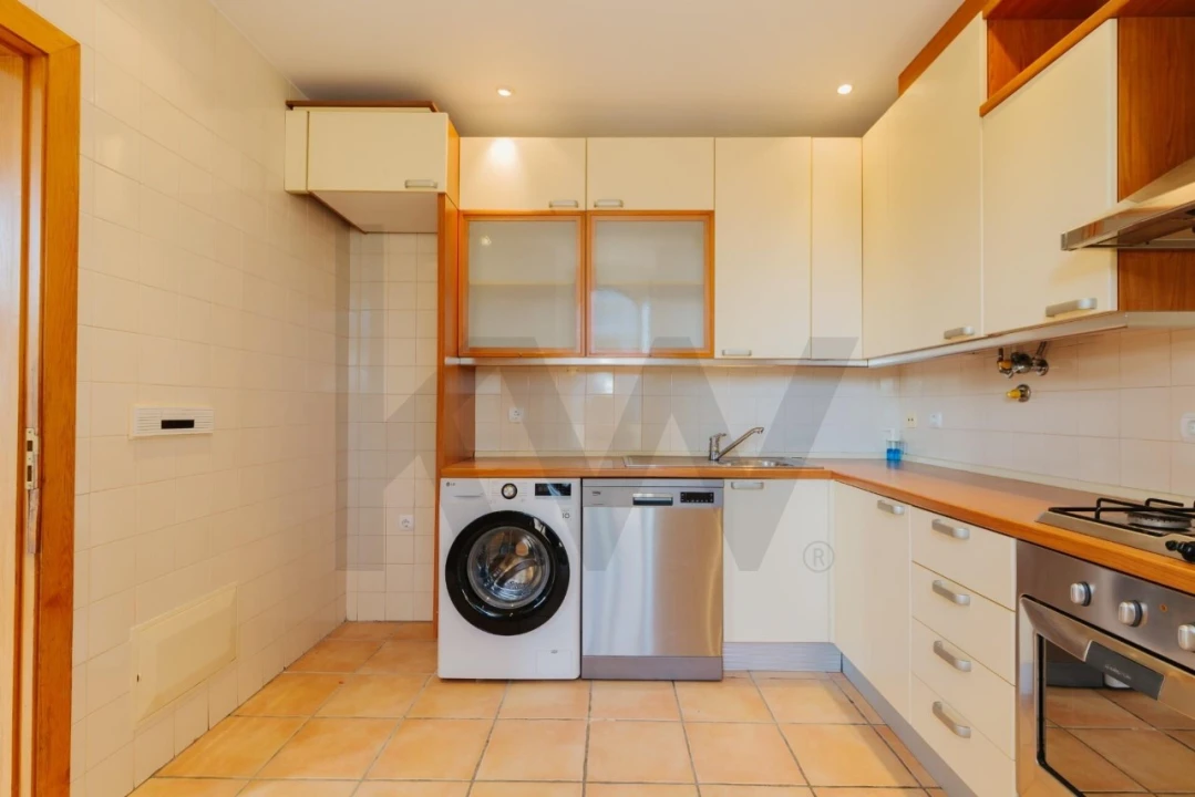 Apartamento T1 para Venda em Cascais e Estoril Foto 6