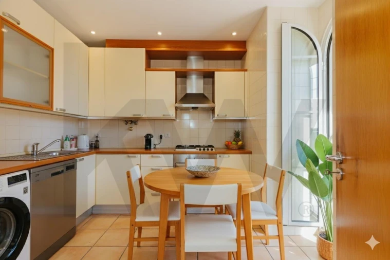 Apartamento T1 para Venda em Cascais e Estoril Foto 4