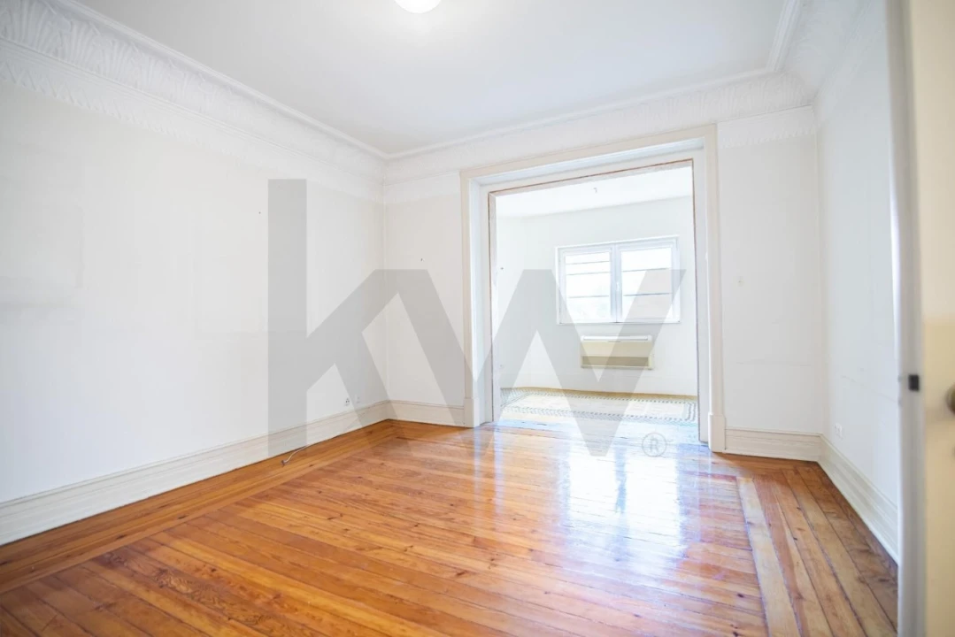 Apartamento T4 para Venda em Campo de Ourique Foto 7