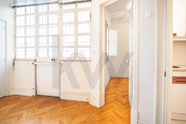 Apartamento T4 para Venda em Campo de Ourique Foto 12