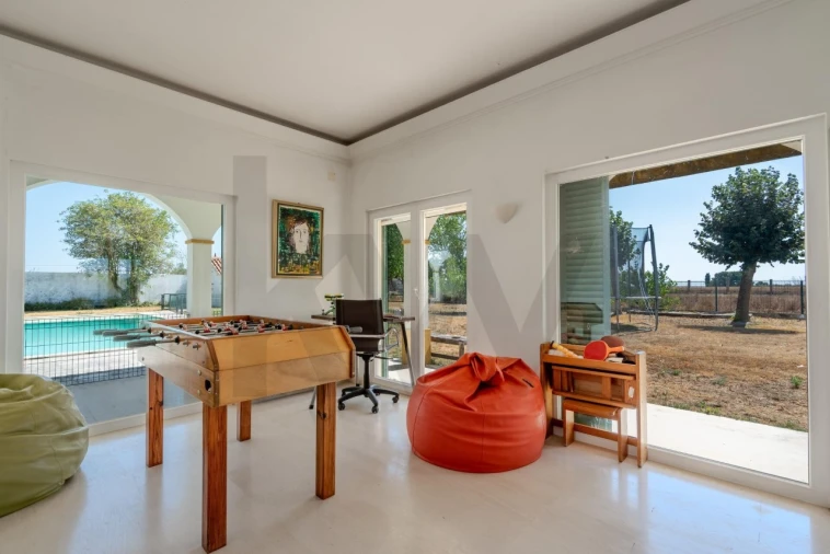 Moradia T9 para Venda em Salvaterra de Magos e Foros de Salvaterra Foto 15