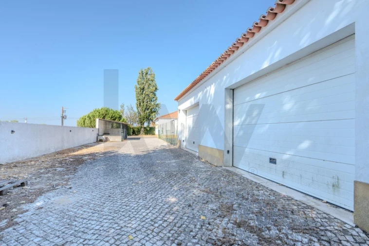 Moradia T9 para Venda em Salvaterra de Magos e Foros de Salvaterra Foto 42