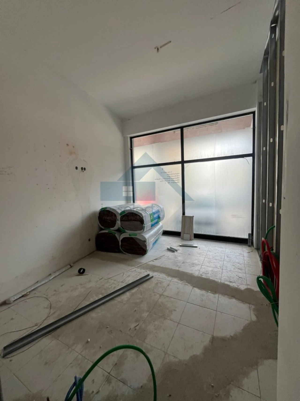 Apartamento T1 para Venda em Faro (Sé e São Pedro) Foto 2