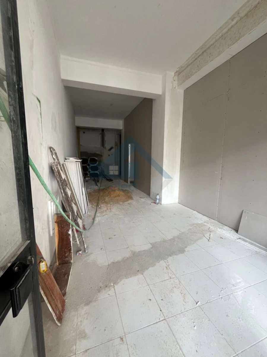 Apartamento T1 para Venda em Faro (Sé e São Pedro) Foto 3