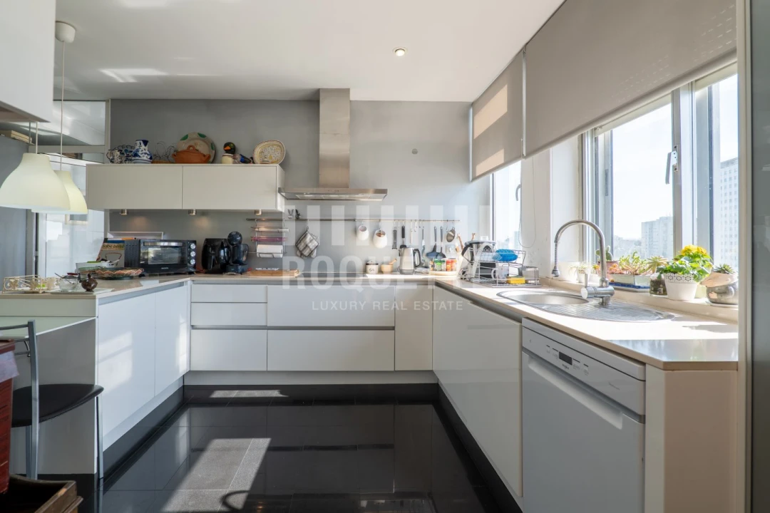 Apartamento T4 para Venda em Aldoar, Foz do Douro e Nevogilde Foto 44