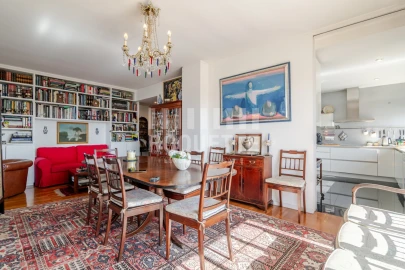 Apartamento T4 para Venda em Aldoar, Foz do Douro e Nevogilde