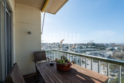 Apartamento T4 para Venda em Aldoar, Foz do Douro e Nevogilde