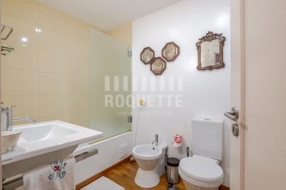 Apartamento T4 para Venda em Aldoar, Foz do Douro e Nevogilde
