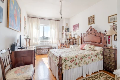 Apartamento T4 para Venda em Aldoar, Foz do Douro e Nevogilde