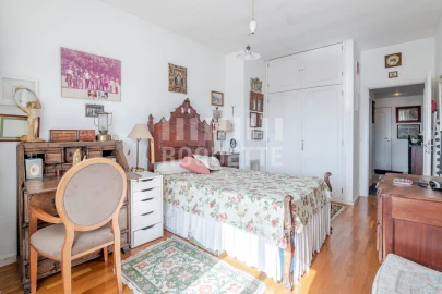 Apartamento T4 para Venda em Aldoar, Foz do Douro e Nevogilde