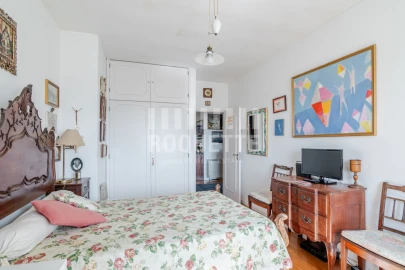 Apartamento T4 para Venda em Aldoar, Foz do Douro e Nevogilde