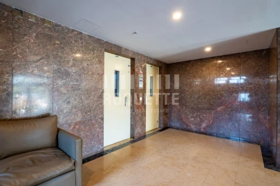 Apartamento T4 para Venda em Aldoar, Foz do Douro e Nevogilde
