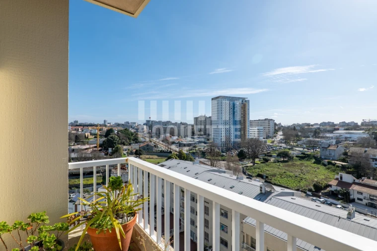 Apartamento T4 para Venda em Aldoar, Foz do Douro e Nevogilde Foto 3