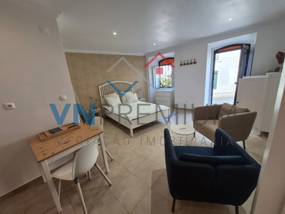 Apartamento T1 para Venda em São Vicente Foto 1