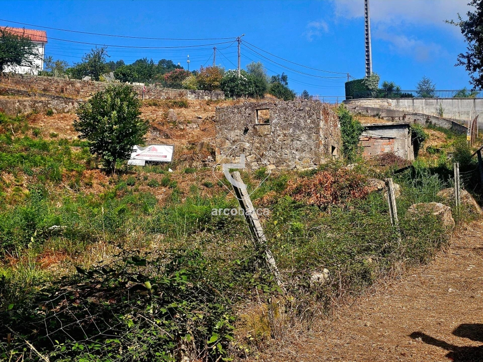 Moradia T3 para Venda em Arcozelo Foto 12