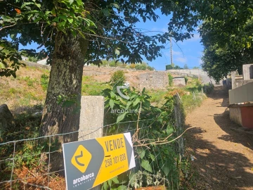 Moradia T3 para Venda em Arcozelo