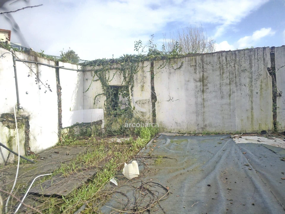 Moradia T2 para Venda em Arcozelo Foto 18