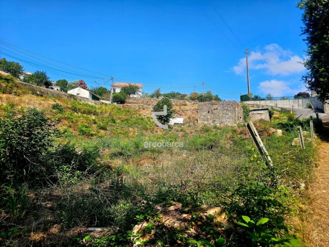 Moradia T3 para Venda em Arcozelo Foto 4